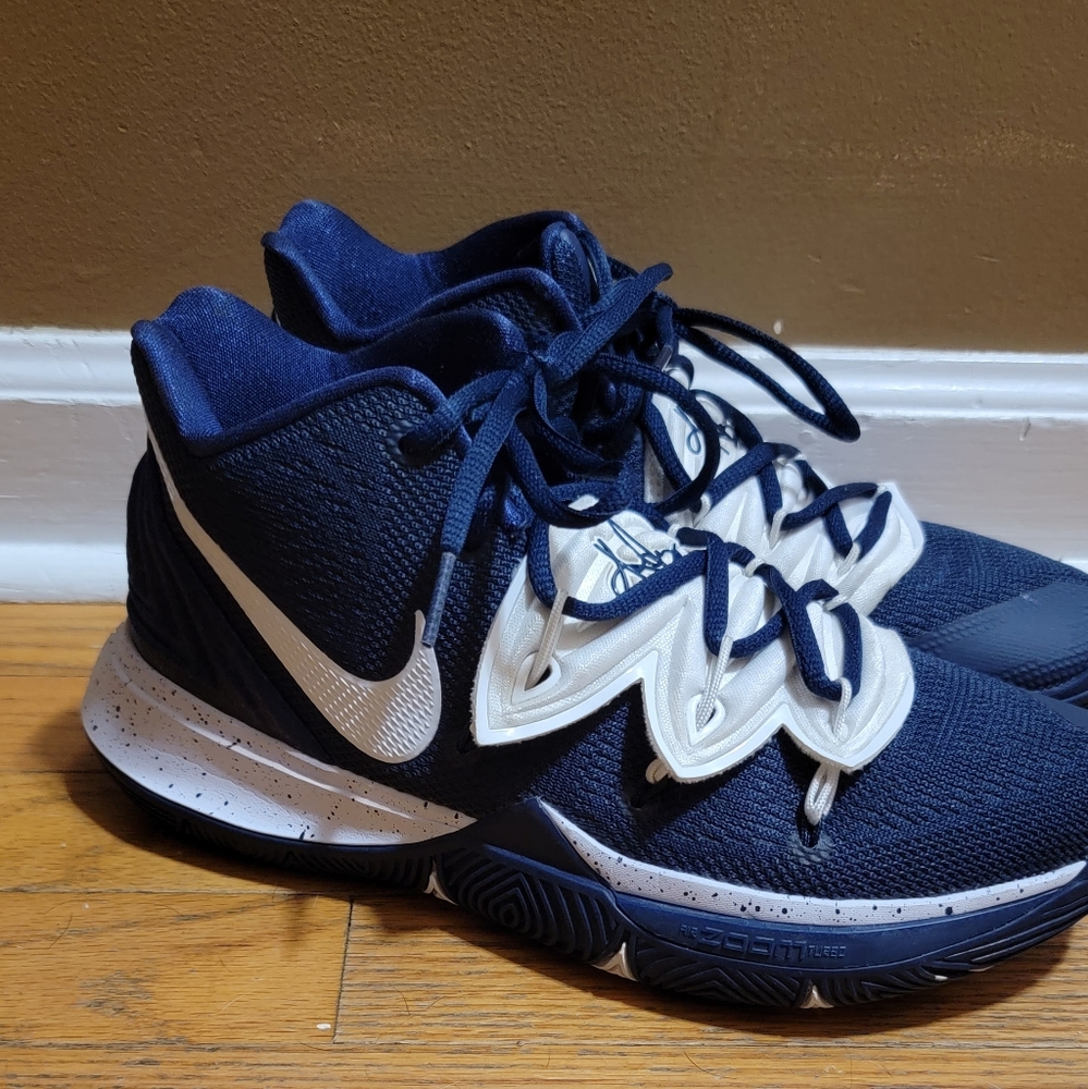 Nike Kyrie Irving 5, Navy White